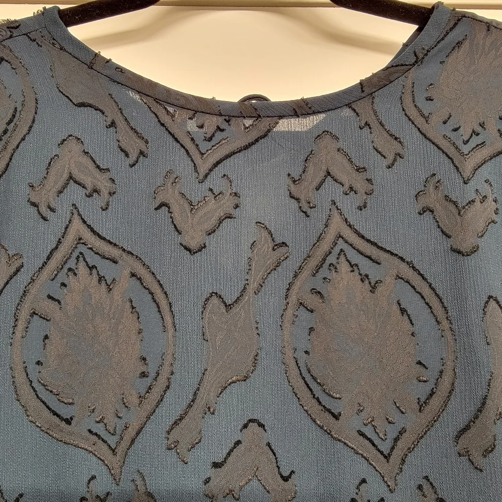 ANN TAYLOR LOFT Teal Blue Patterned Balloon Longsleeve Shirt Medium Petites - Picture 2 of 9